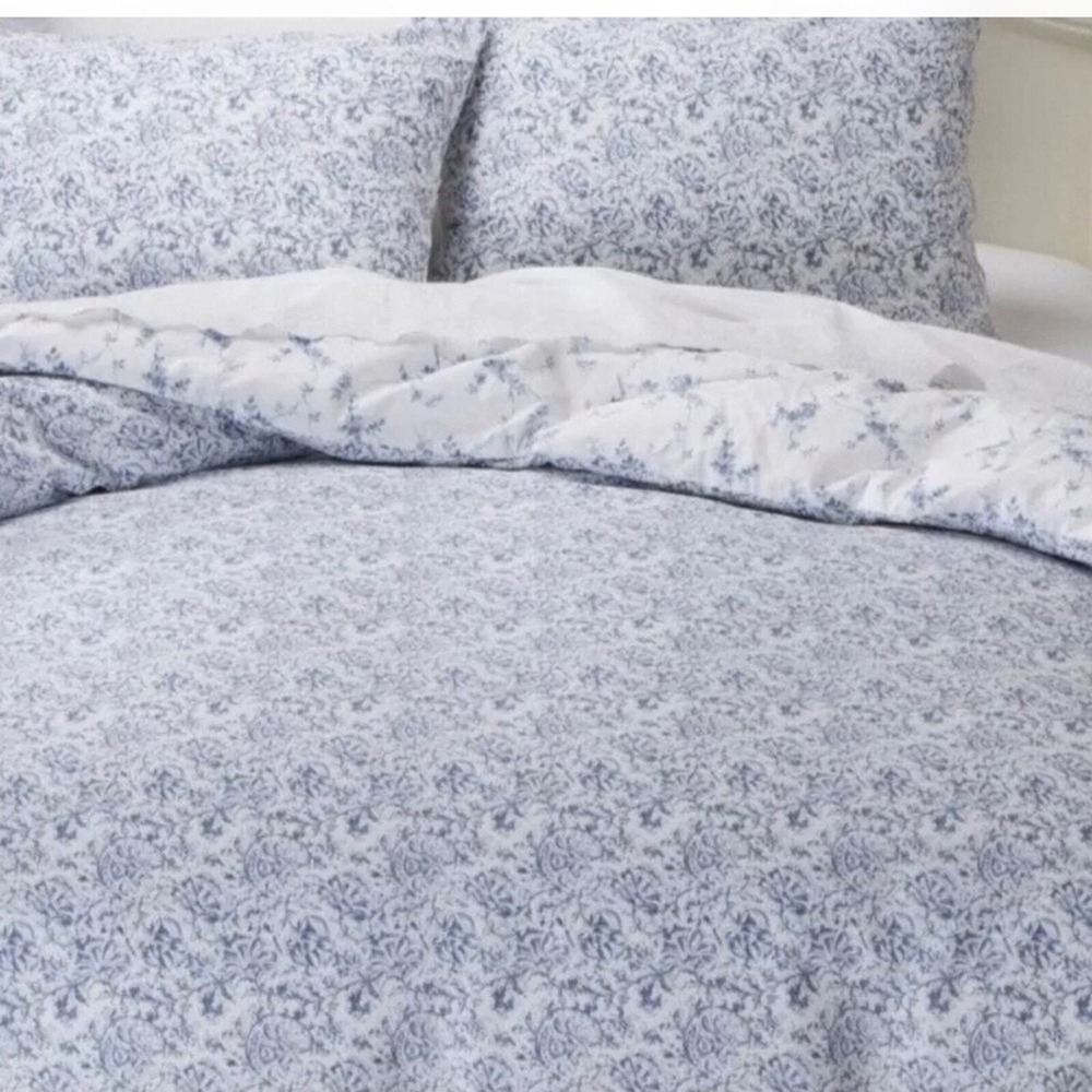 Simply Shabby Chic King Duvet Cover + 2 King Pillowcases Blue Batik Reversible
